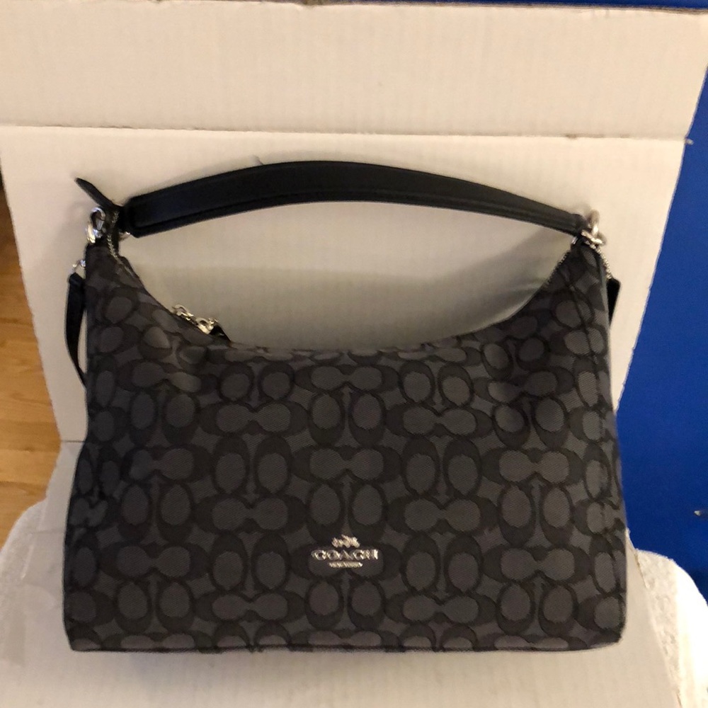 COACH Shoulder bag NEW
